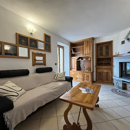 View, Garden, Balcony In Gravedona - Larihome A61 Консильо-ди-Румо