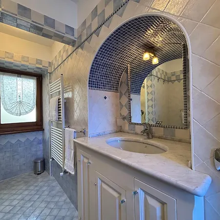 View, Garden, Balcony In Gravedona - Larihome A61 Консильо-ди-Румо
